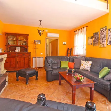 With Pool In Liznjan-istrien 44034 Villa *